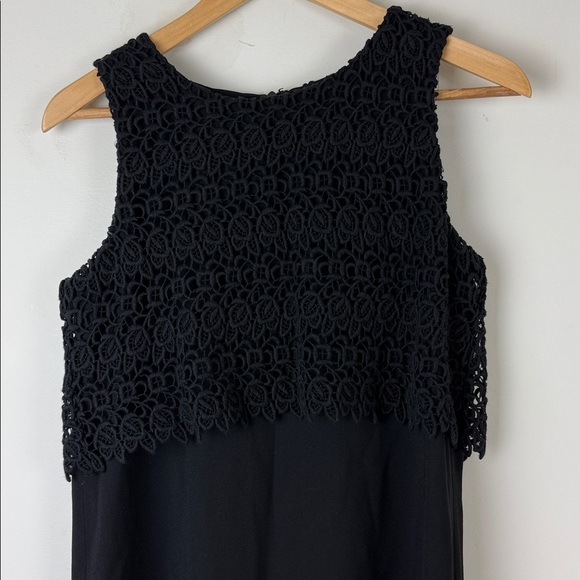 Club Monaco Black Lace Overlay Mini Dress Size 0 - Picture 2 of 10